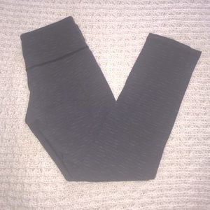 Lululemon dark gray size 6 leggings! 🍋